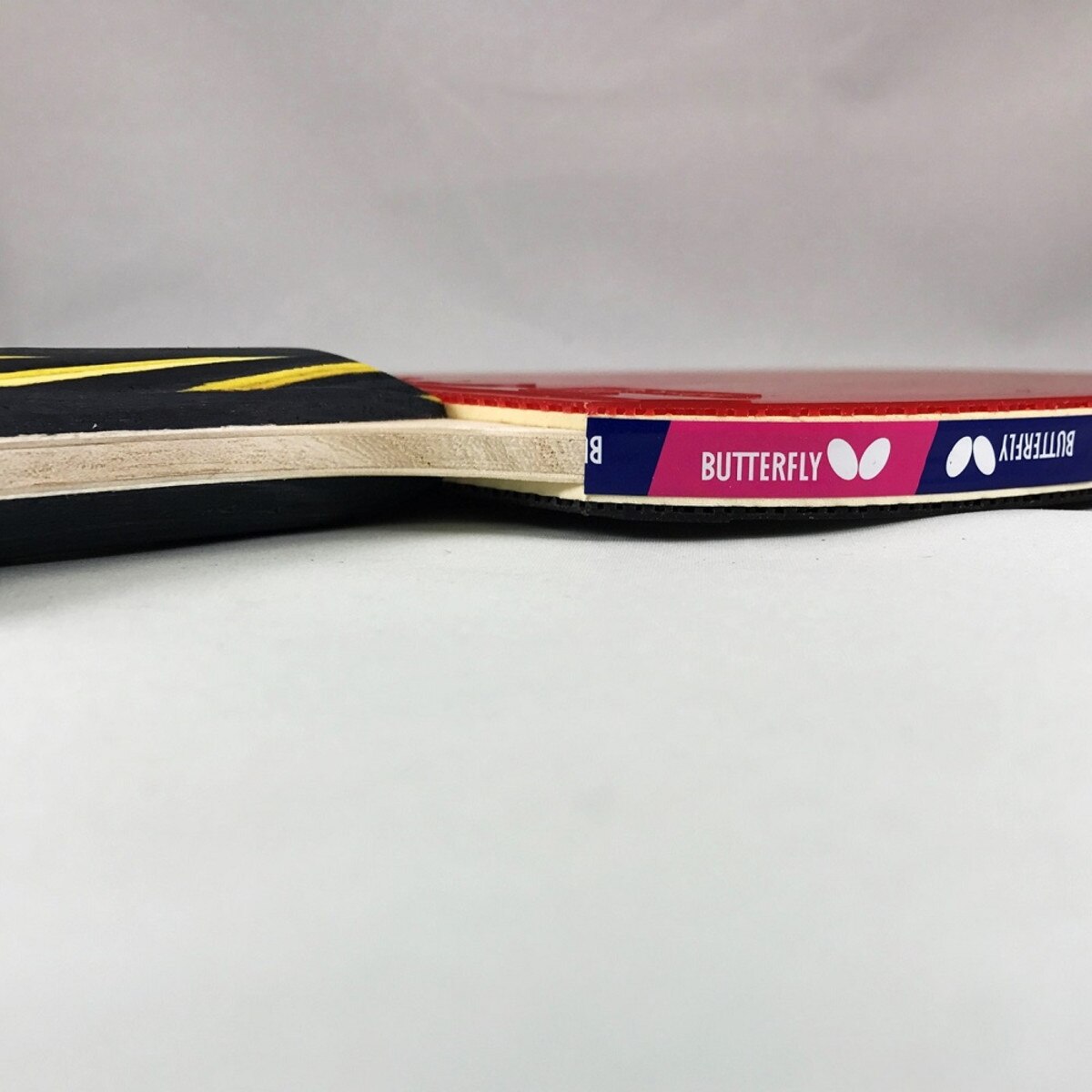 Butterfly RDJ S6 Racket: Side Profile of wood plies